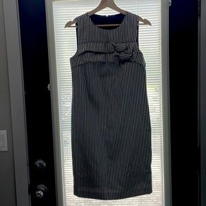 Banana Republic shell dress size 2